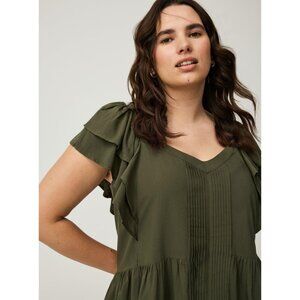 NWT Torrid Challis Pintuck Top
